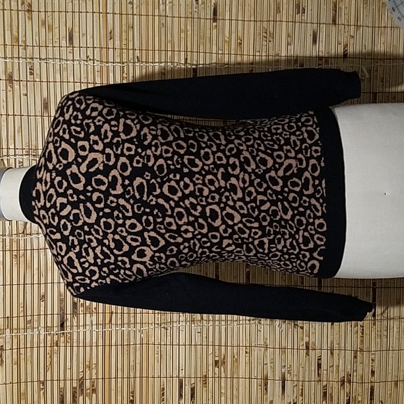 Obey Brown n Black Animal Print Sweater Women's Size Small - Picture 3 of 6